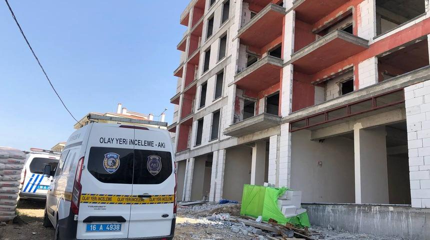 Bursa'da beşinci kattan düşen inşaat işçisi öldü