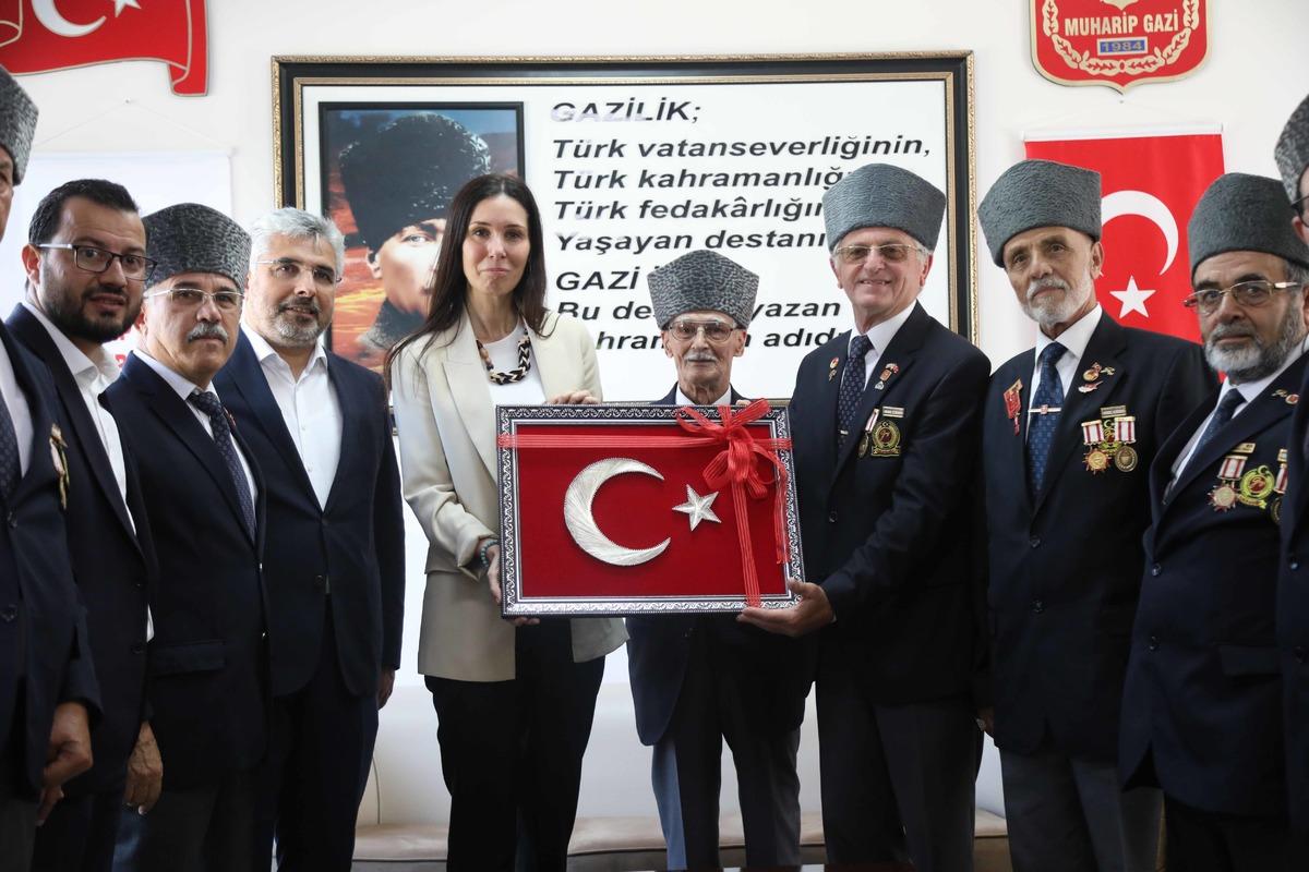 AK Parti'li Karaaslan, sosyal konut projesini değerlendirdi: