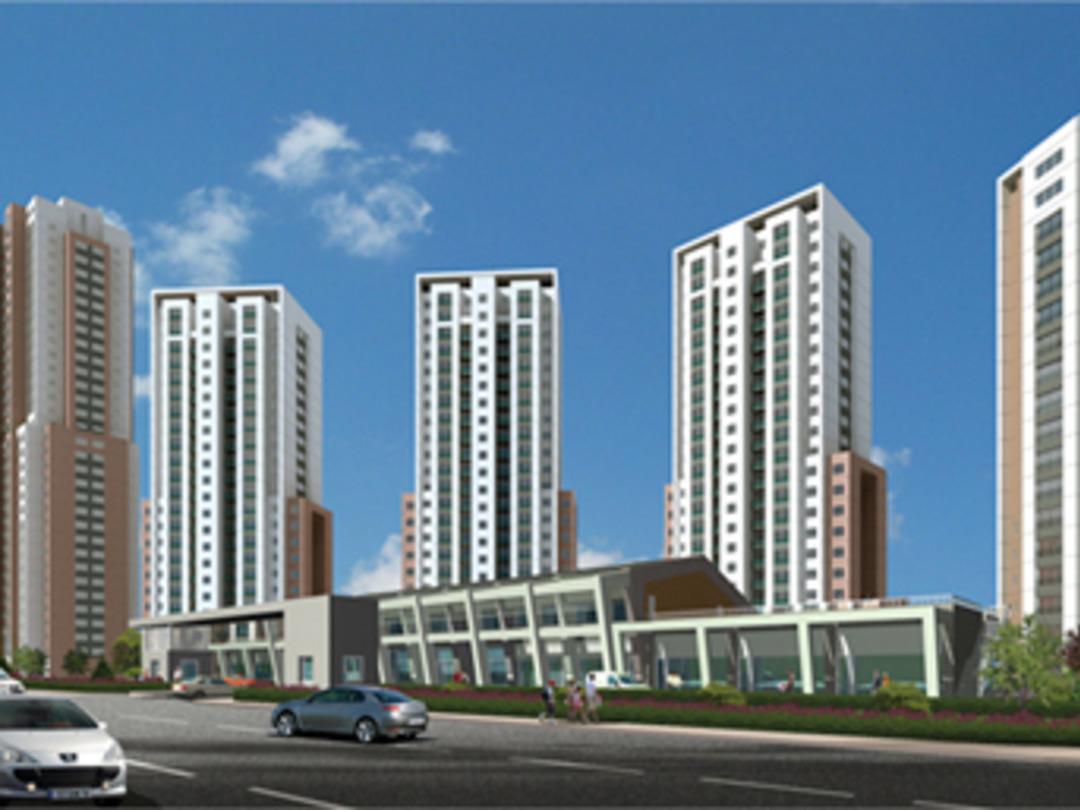 L&uuml;ks sitede haremlik selamlık kavgası