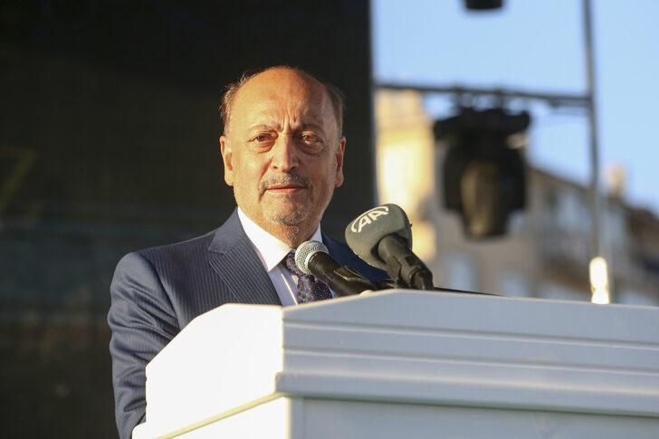 Çalışma ve Sosyal Güvenlik Bakanı Bilgin, Kırşehir'de 35. Ahilik Haftası kapanış töreninde konuştu: G2