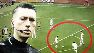 Son dakika: İstanbulspor - Beşiktaş maçının hemen başında ilginç gol! Kevin N'Koudou ve Jensen kuralı unuttu, frikik ağlarla buluştu...