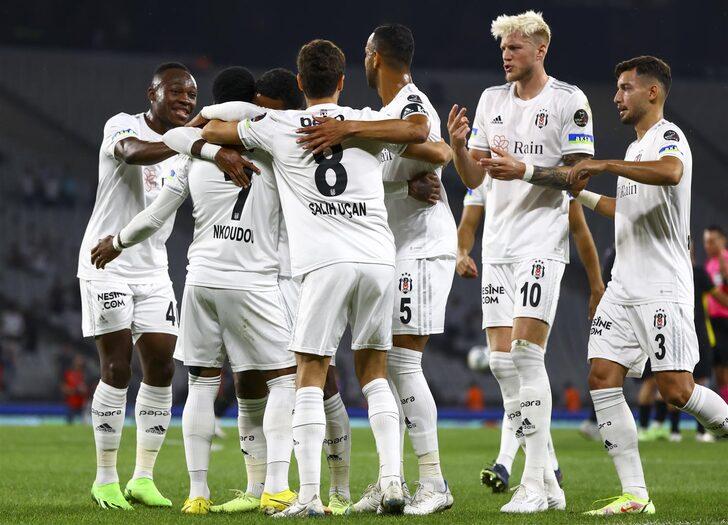 Son dakika: İstanbulspor - Beşiktaş maçının hemen başında ilginç gol! Kevin N'Koudou ve Jensen kuralı unuttu, frikik ağlarla buluştu... G3