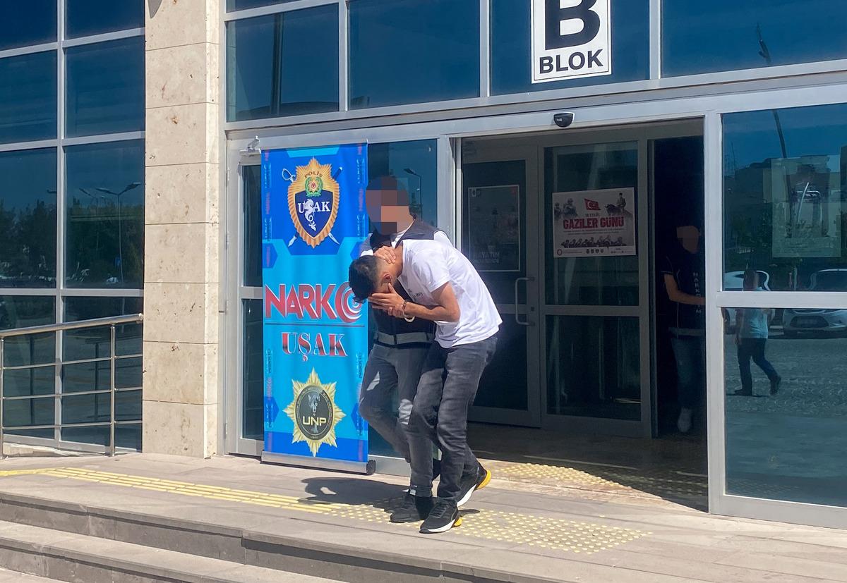 Uşak'ta uyuşturucu operasyonunda 2 zanlı tutuklandı