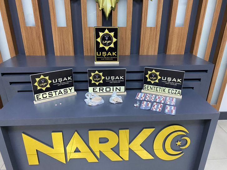 Uşak'ta uyuşturucu operasyonunda 2 zanlı tutuklandı G3