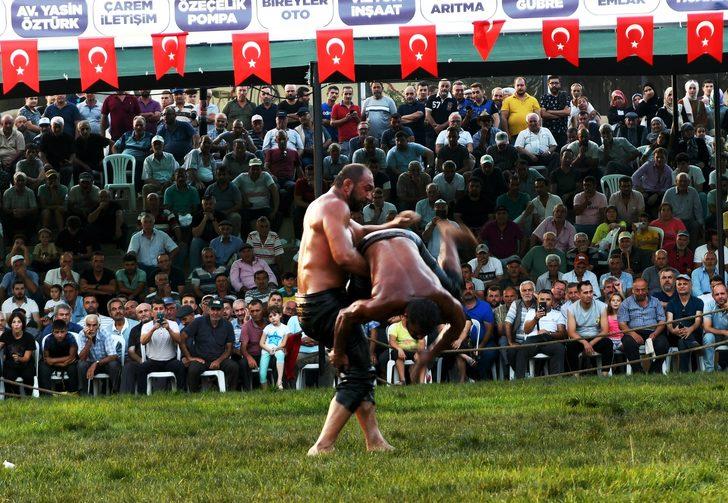 Bigalı Mehmet Çavuş Yağlı Pehlivan Güreşleri'nde başpehlivanı Ali Gürbüz oldu G4