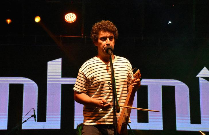 Ordu'daki Zümrüt Fındık Festivali'nde Pinhani grubu sahne aldı G1