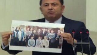 CHP'li Ağbaba: Neden Feto’nun yanında türban taktın?