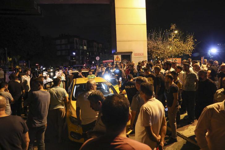 Bıçaklı saldırıya uğrayan taksi şoförü için meslektaşları kontak kapattı G4
