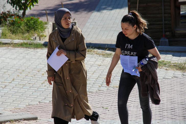 İzmir ve çevre illerde KPSS heyecanı başladı G3