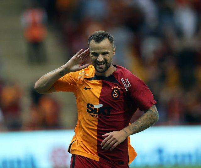 haris_seferovic_9dcfe_v