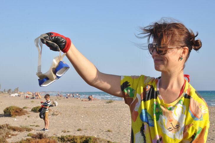 Mersin'de deniz kaplumbağalarının yuva yaptığı kumsal temizlendi G2