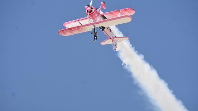 Eskişehir semalarında nefes kesen şov! İsviçreli çift yürekleri ağızlara getirdi