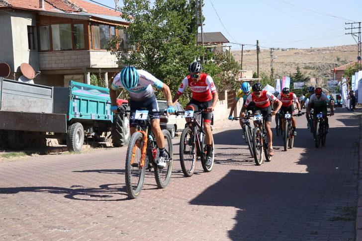 Uluslararası Erciyes MTB Cup Dağ Bisikleti Yarışları'nın ikinci etabı koşuldu G1