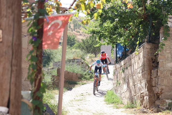 Uluslararası Erciyes MTB Cup Dağ Bisikleti Yarışları'nın ikinci etabı koşuldu G4