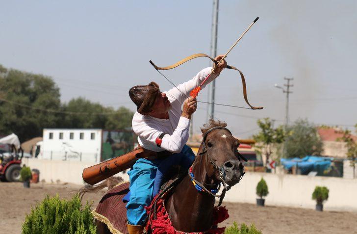 Atlı Okçuluk Türkiye Şampiyonası final yarışları, Kayseri'de devam ediyor G1