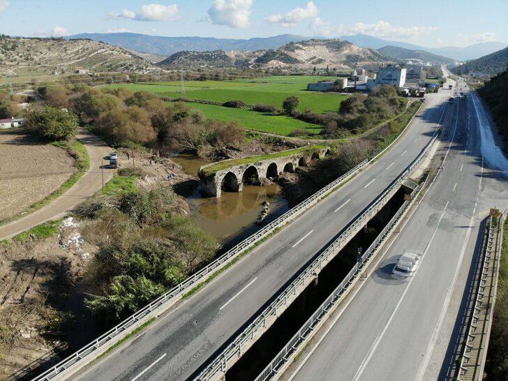 Bakan Karaismailoğlu, Muğla'da restorasyonu yapılan tarihi köprüyü inceledi: G5