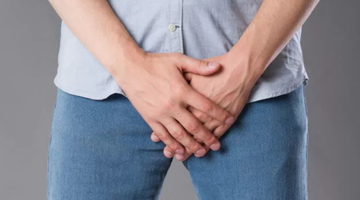 Arkadaşlarının yaptığı deney y&uuml;z&uuml;nden başına gelenler korkuttu: Ağrıyla hastaneye koştu