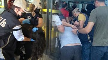 İnfaz ve Ceza Koruma Memuru Cengiz Yiğit'i şehit etmişlerdi! İzmir'de yakalandılar, b&ouml;yle getirildiler