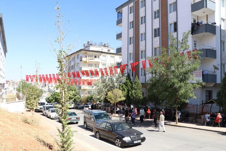 Şehit Ulaştırma Sözleşmeli Er Aybek'in Gaziantep'teki ailesine acı haber verildi G5