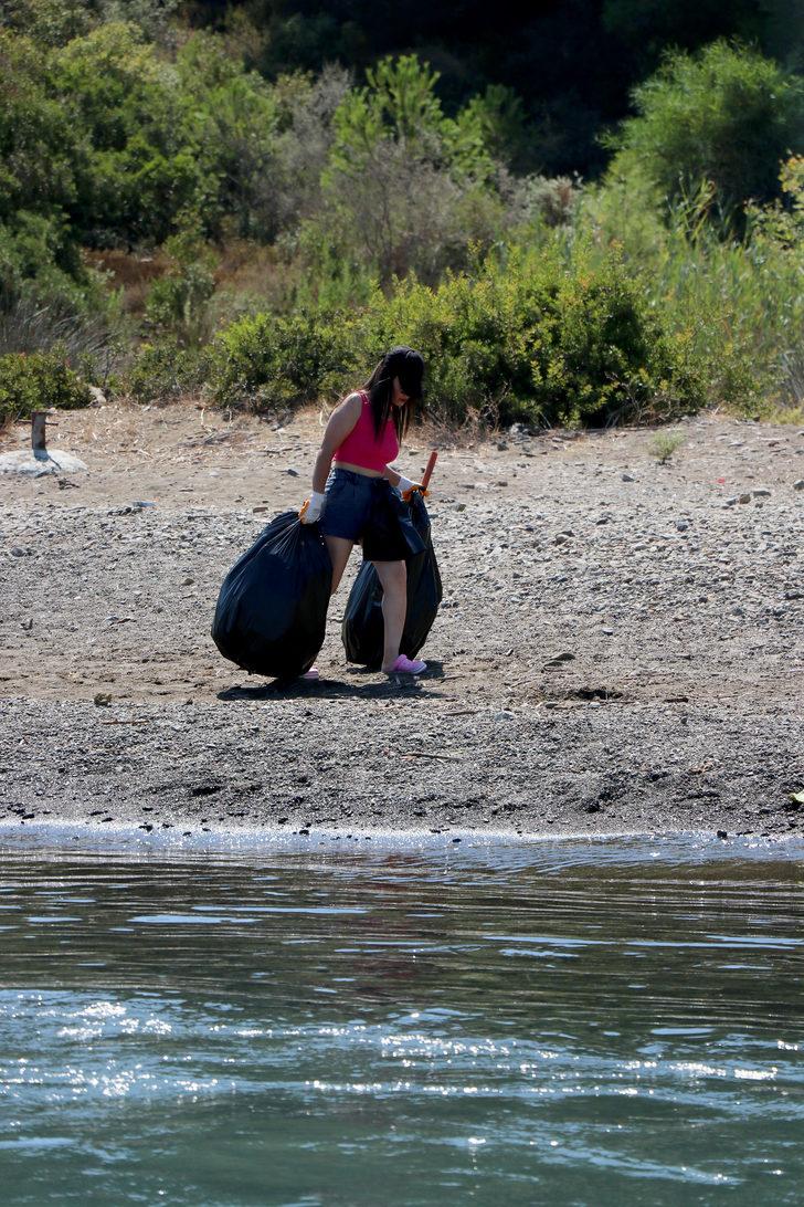 Fethiye'deki adada çevre temizliği yapıldı G4