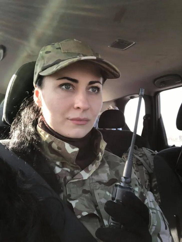 Cepheyi podyuma tercih etti! Eski güzellik kraliçesi şimdi sıhhiyeci oldu G4