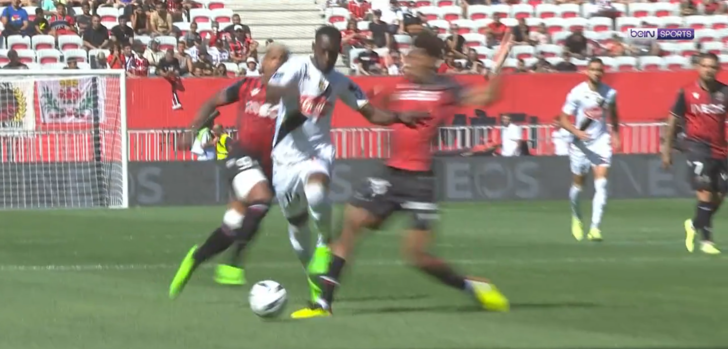 Dünya tarihine geçecek olay! Maçın 9. saniyesinde hayrete düşürdü G1