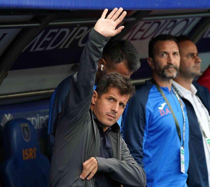 Yine gol yemediler ama Pirlo'dan çelme geldi! Medipol Başakşehir, Fatih Karagümrük ile 0-0 berabere kaldı G4