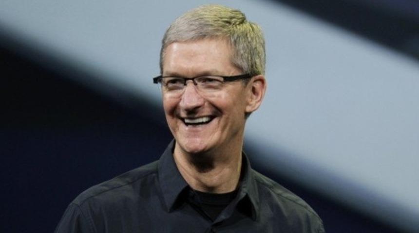 Tim Cook ABD’yi sert bir dille eleştirdi