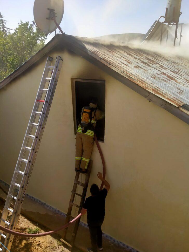 Tunceli'de bir evde çıkan yangın söndürüldü G2