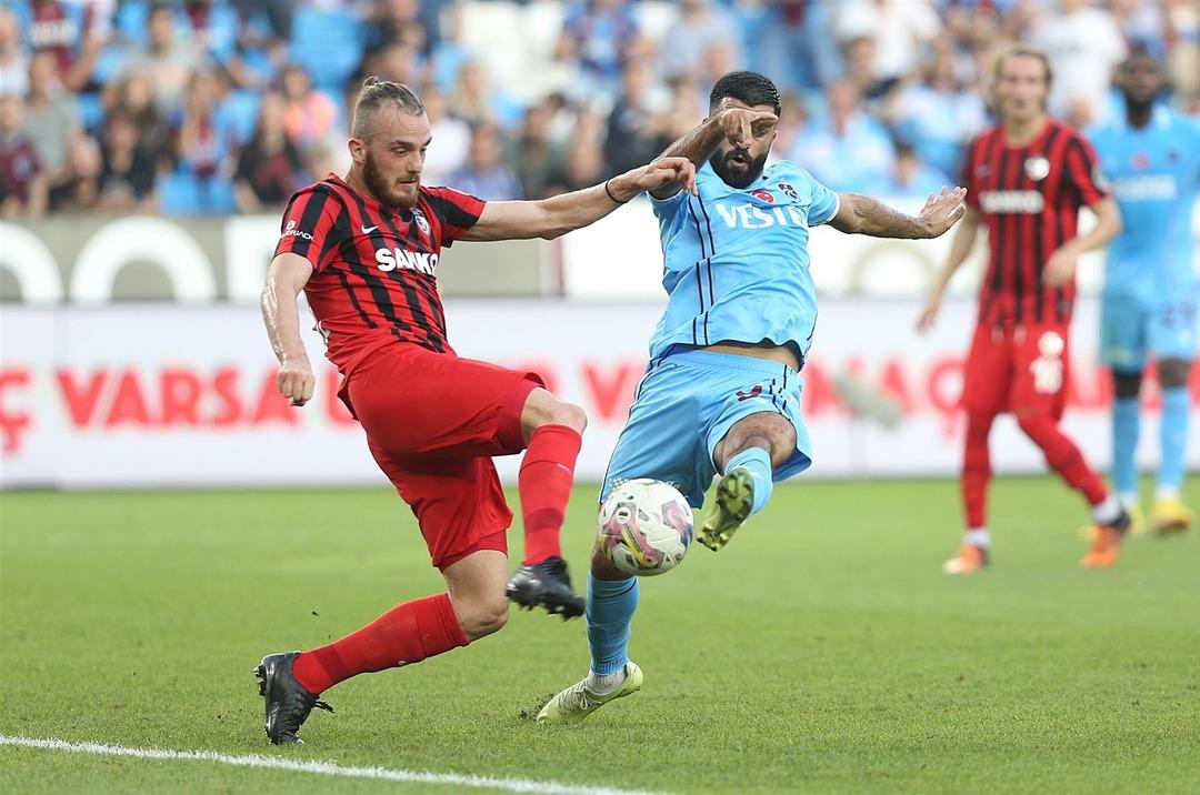 Son dakika: Trabzonspor, Gaziantep FK karşısında 2-0'dan geri d&ouml;nd&uuml;! 90+8'de Bartra attı...