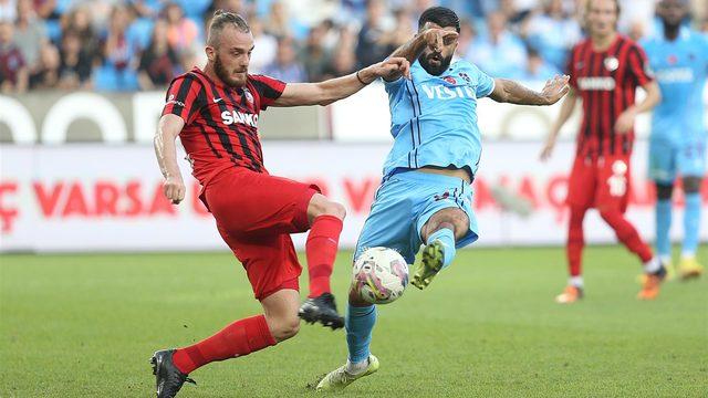 Son dakika: Trabzonspor, Gaziantep FK karşısında 2-0'dan geri döndü! 90+8'de Bartra attı...