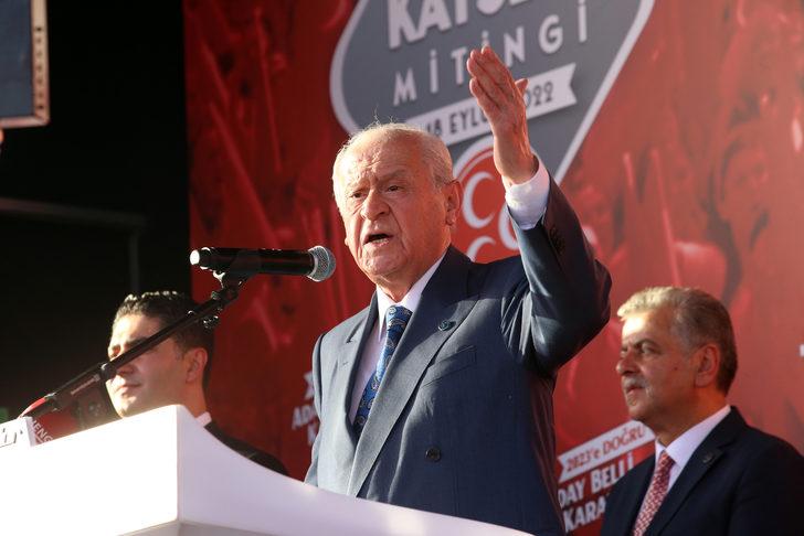 Bahçeli: "Aktif diplomasiyle bölgemizde ve küresel zeminde barış kuşağı tesis etmek için mücadele eden itibarlı bir Türkiye fotoğrafı herkesin dikkatini çekmiştir." G2