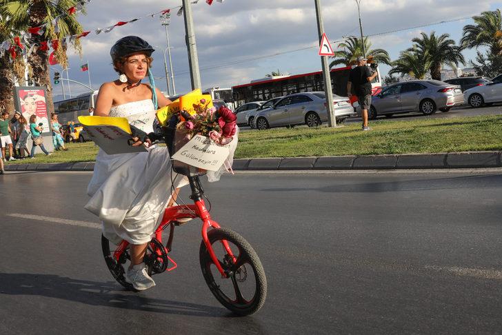 İzmir'de "Süslü Kadınlar" dünyaya yayılan tur için 10. kez toplandı G4