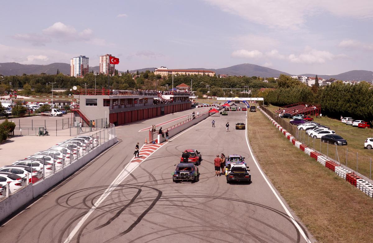 2022 Apex Masters T&uuml;rkiye Drift Şampiyonası'nın ikinci yarışı Kocaeli'de yapıldı