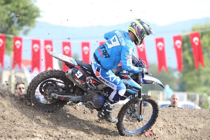 Türkiye Motokros Şampiyonası'nın 4. ayak yarışları Gönen'de yapıldı G4