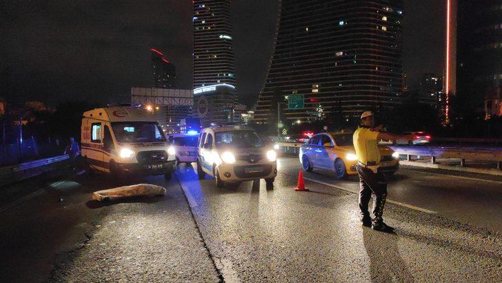 Ataşehir'de yolun karşısına geçerken taksinin çarptığı yaya öldü G1