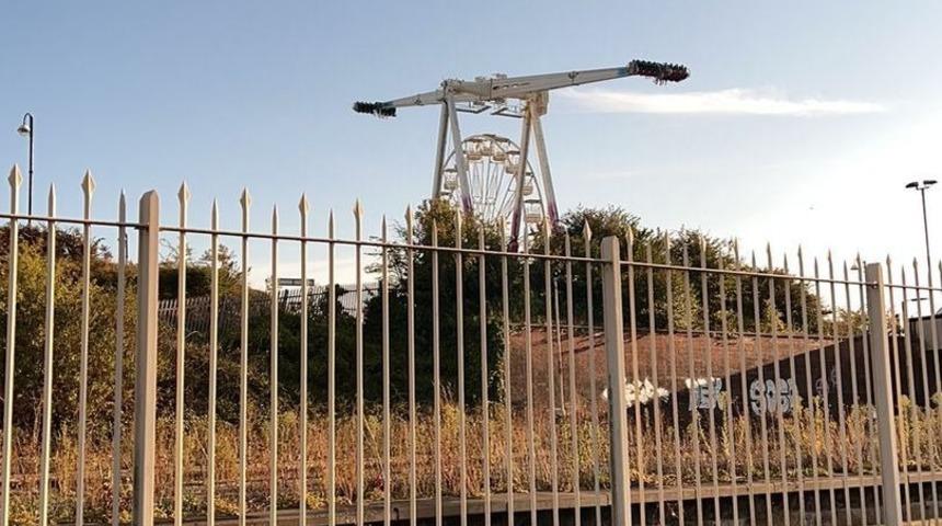 Elektrikler kesilince olanlar oldu! Tam yarım saat boyunca 65 metre yükseklikte mahsur kaldılar