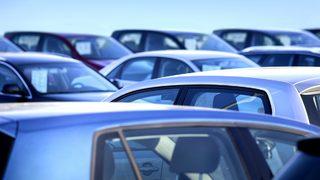 Herkes fiyatların düşmesini beklerken… Sıfır araba almak isteyenleri üzecek haberi duyurdular: '300 bin lira daha artabilir'