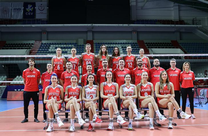 A Milli Kadın Voleybol Takımı, basın mensuplarıyla buluştu G1