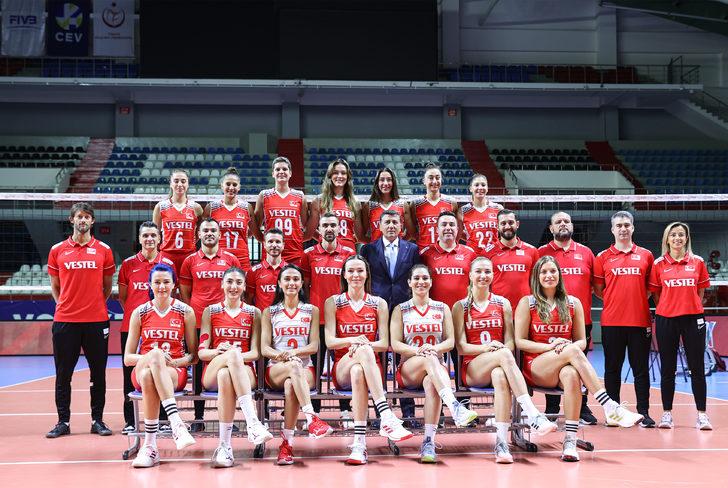 A Milli Kadın Voleybol Takımı, basın mensuplarıyla buluştu G3