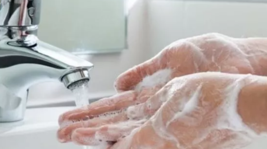 Giderek artıyor! Egzama olmamak için ona yol açan davranışları önlemek gerekiyor 