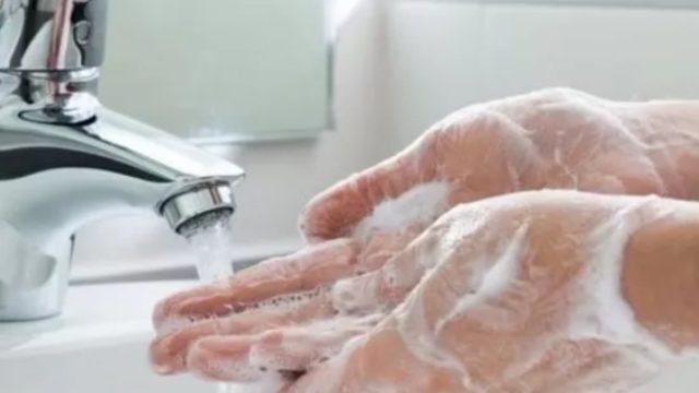 Giderek artıyor! Egzama olmamak için ona yol açan davranışları önlemek gerekiyor 