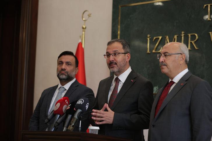 Bakan Kasapoğlu, İzmir Gençlik ve Yatırım Değerlendirme Toplantısı'na katıldı G5