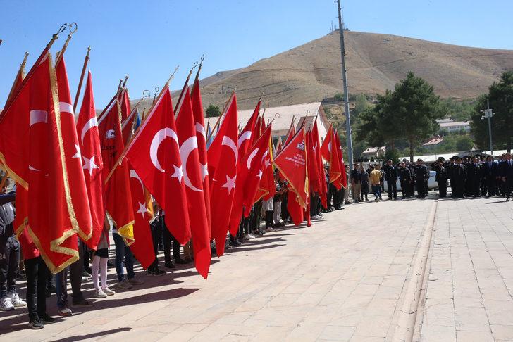 Van, Bitlis, Muş ve Hakkari'de Gaziler Günü törenle kutlandı G2