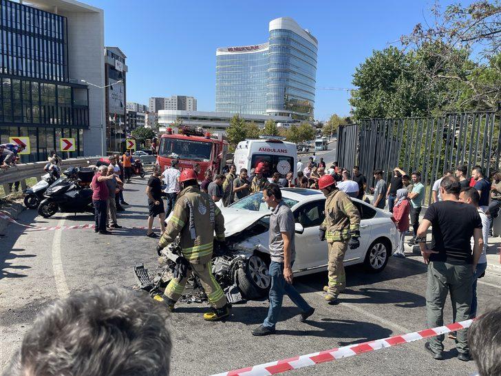 Pendik'te bariyere çarpan otomobilin sürücüsü yaralandı G2