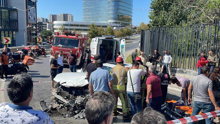 Pendik'te bariyere çarpan otomobilin sürücüsü yaralandı G4