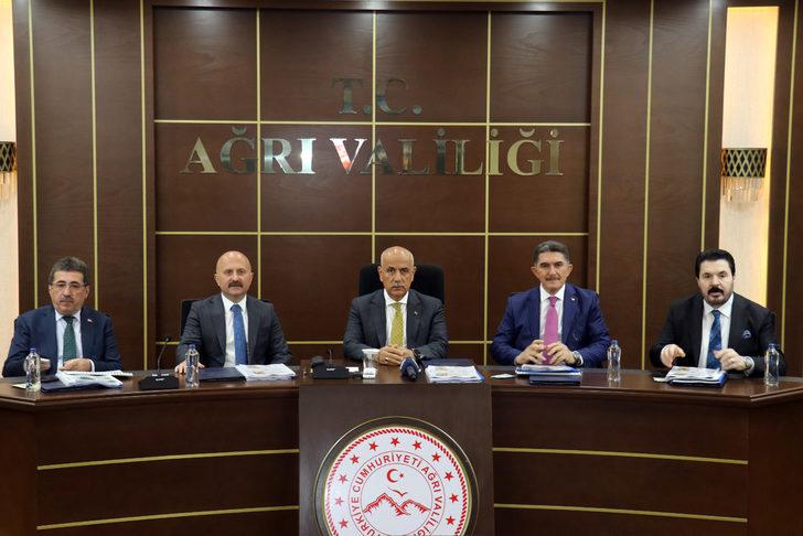 Tarım ve Orman Bakanı Vahit Kirişci, Ağrı'da gazilerle buluştu: G2