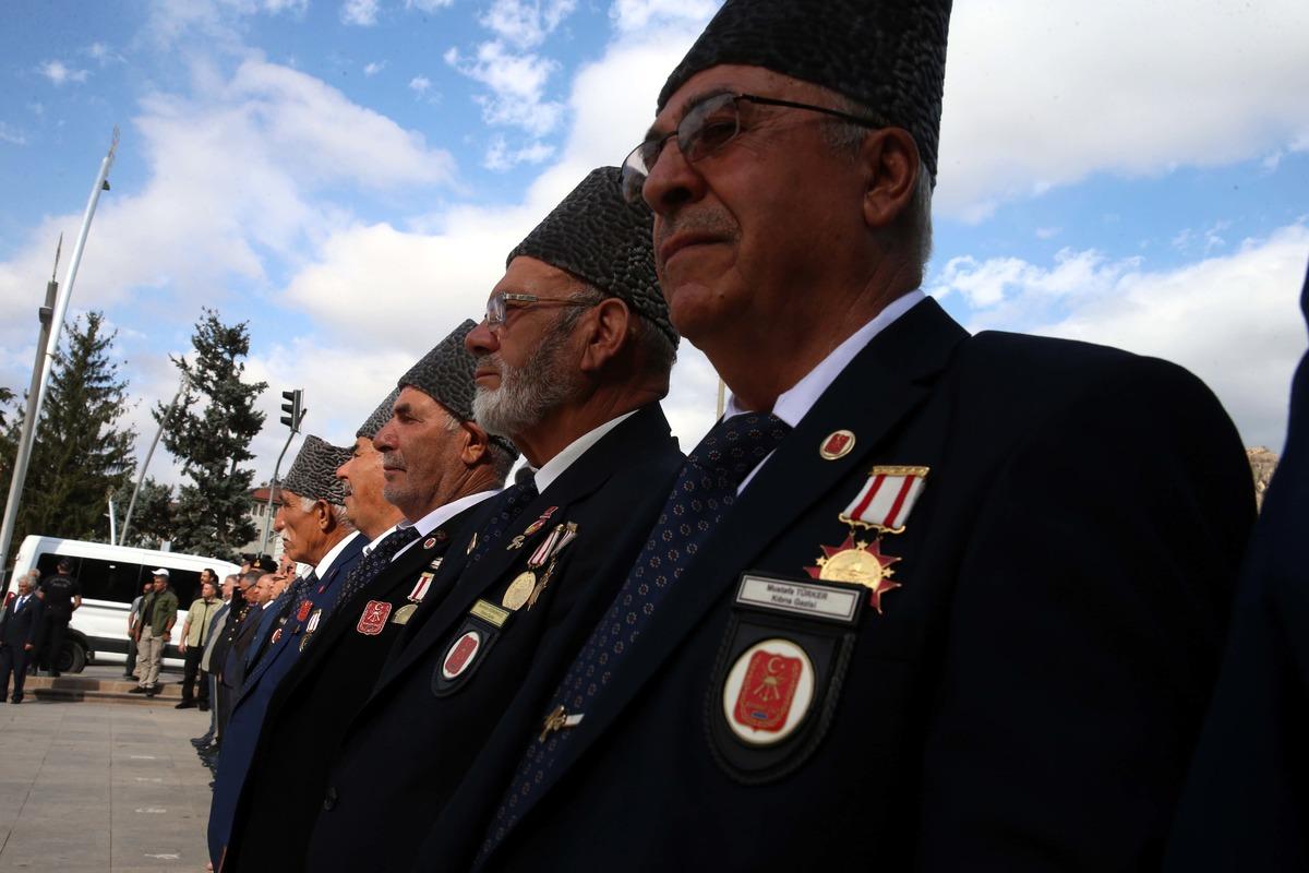 Samsun ve 6 ilde Gaziler G&uuml;n&uuml; kutlandı