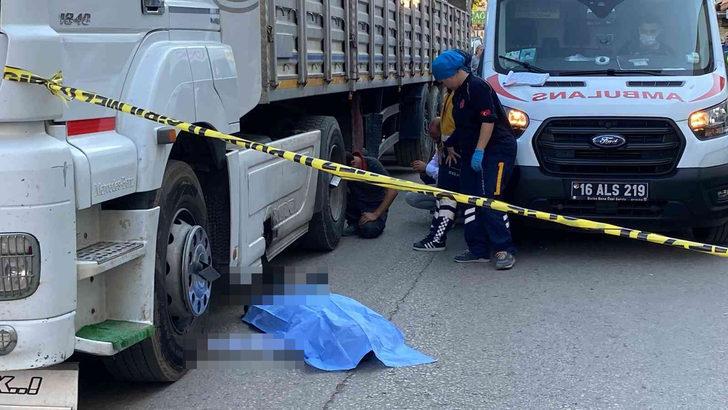 TIR'ın altına bakınca yıkıldılar! Kahreden kaza ve sonrasında yaşananlar yürek yaktı G4