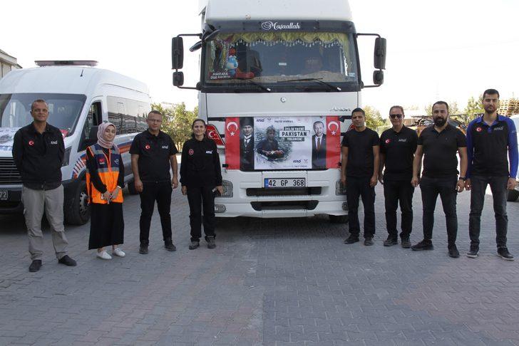 Konya'dan 10 bin gıda kolisi, Pakistan'a ulaştırılmak üzere yola çıkarıldı G3